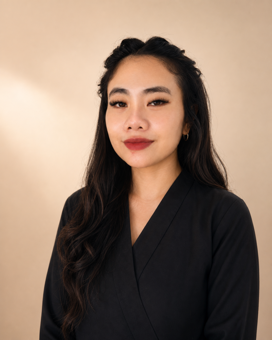 Dinda, косметолог студии Hello Lash Lifting Bali